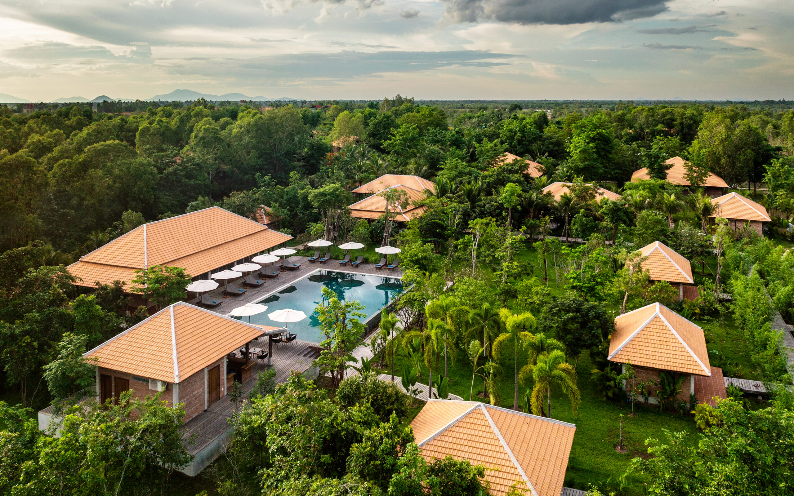 Farmhouse Resort & Spa