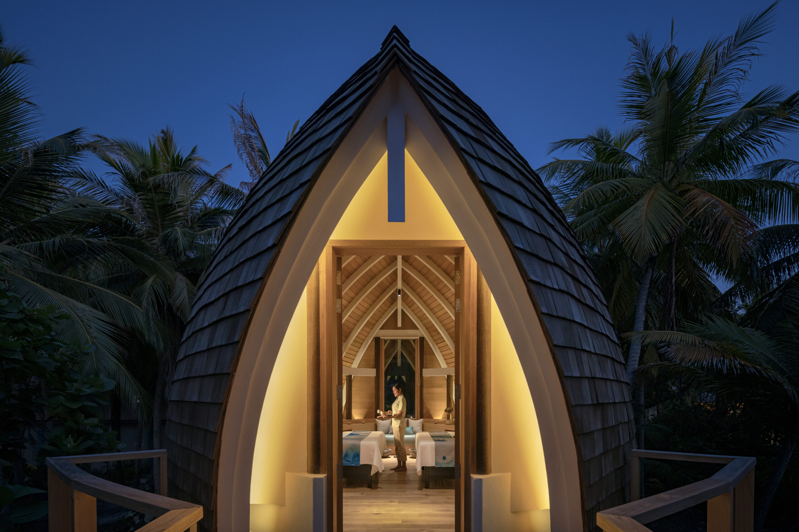 Emerald Faarufushi Resort & Spa