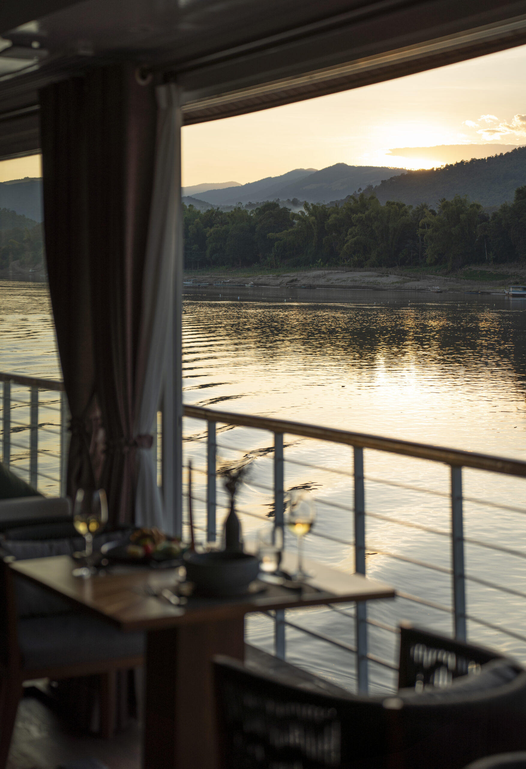 Mekong Kingdoms Bohème