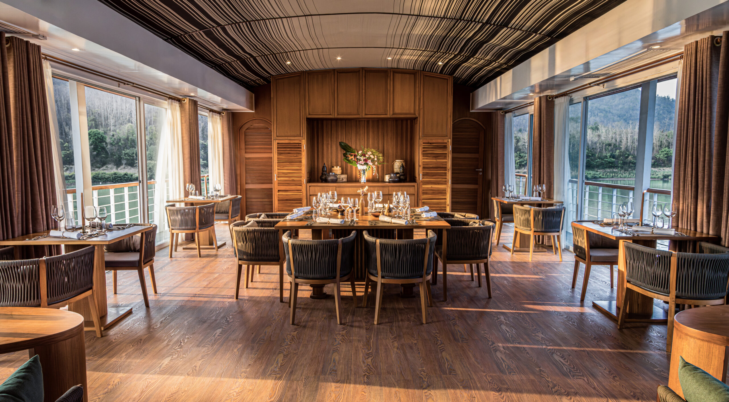 Mekong Kingdoms Bohème